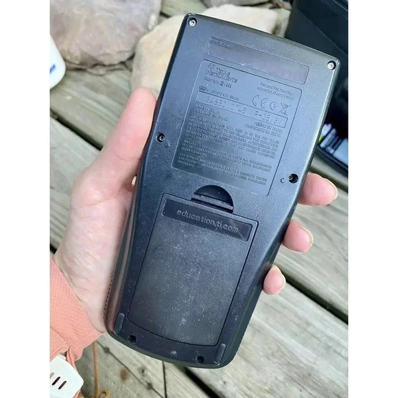 Texas Instruments TI-83 Plus Graphing Calculator No Cover Black - WORKS Tested - Picture 3 of 3